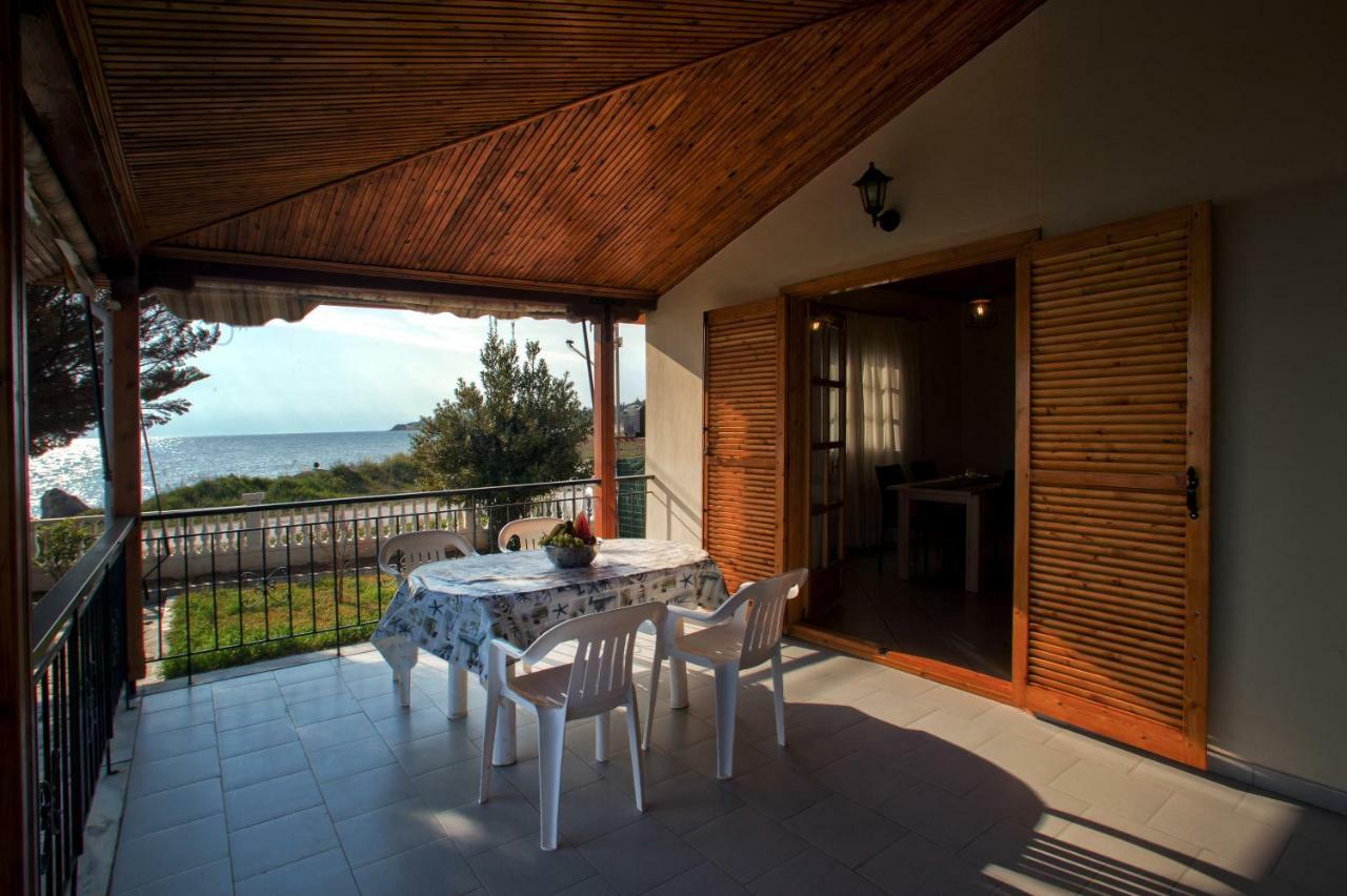 Halkidiki Seafront Beach House Vila Nea Kallikrateia Exterior foto